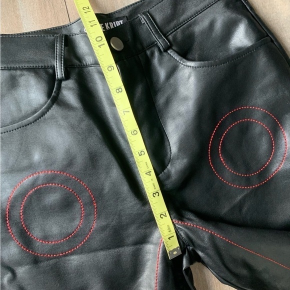 THE KRIPT set Kalki Leather Pants and Kamina sweater black red matrix - Picture 6 of 16